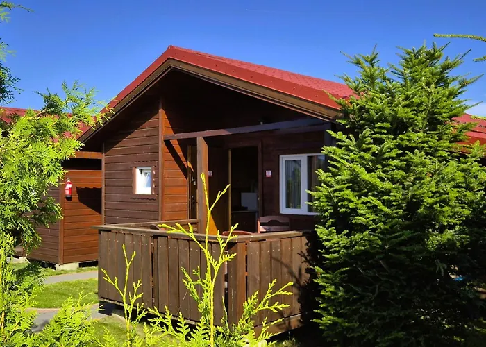 Vakantiehuis Holiday Home With Communal Pool By Interhome *